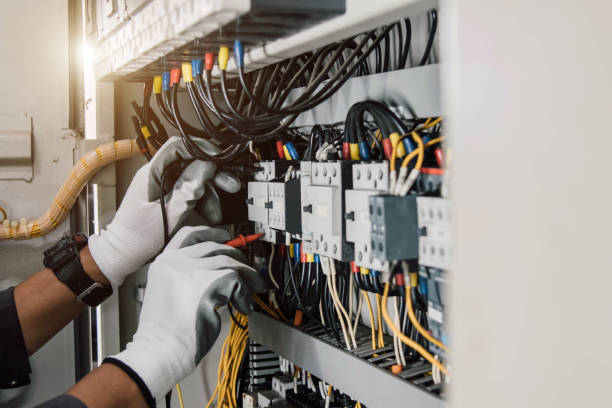 Best Emergency Electrical Repair  in Harbor Springs, MI